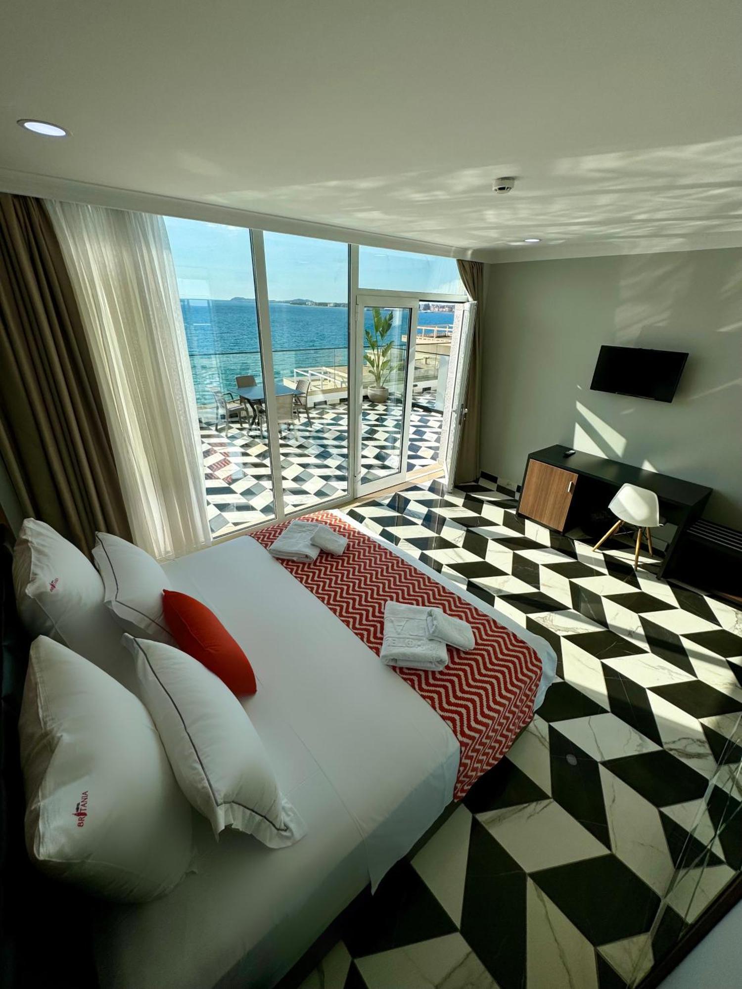 Hotel Britania Vlorë 外观 照片